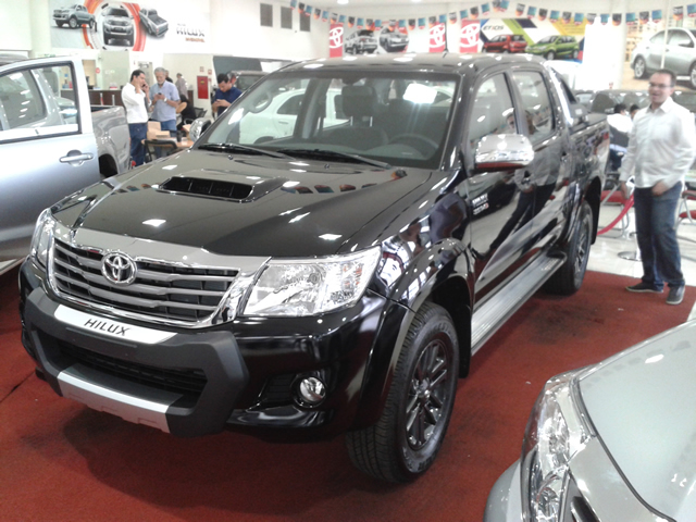 Confira todas as novidades da Toyota para Hilux e SW4 2015 ... Confira todas as novidades da Toyota para Hilux e SW4 2015 ...