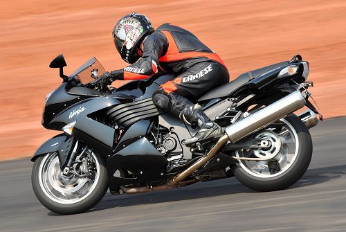 Potente E Confortável Kawasaki Ninja Zx 14 Tem Dupla Shopcar