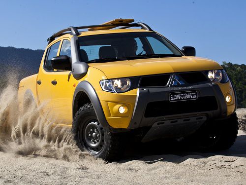 Mitsubishi l200 2012